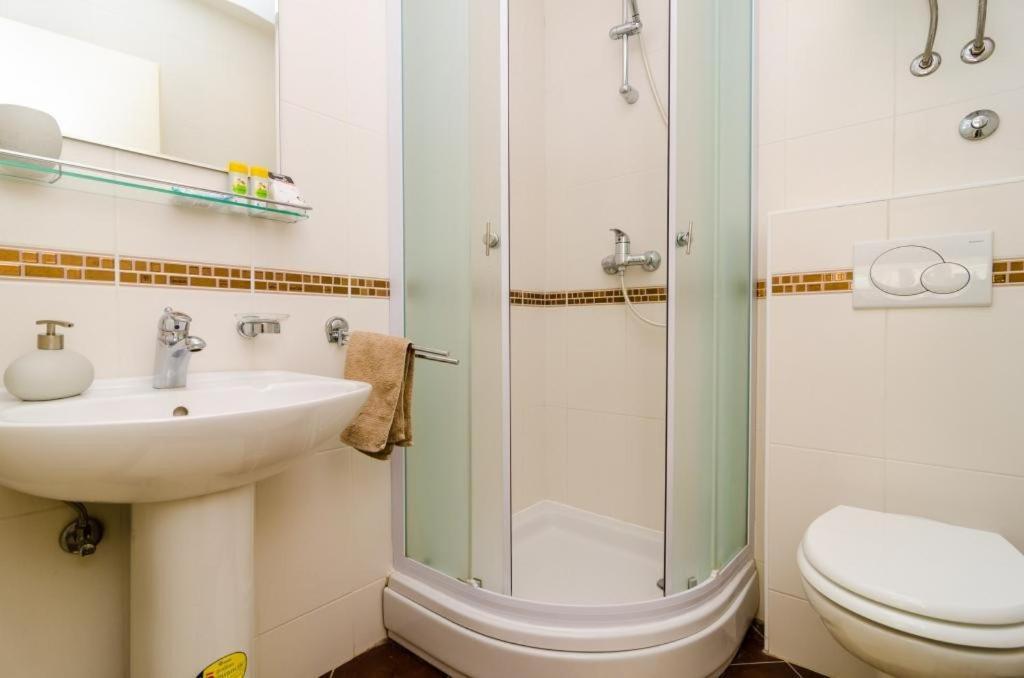 Marlea Sea-view Apartment