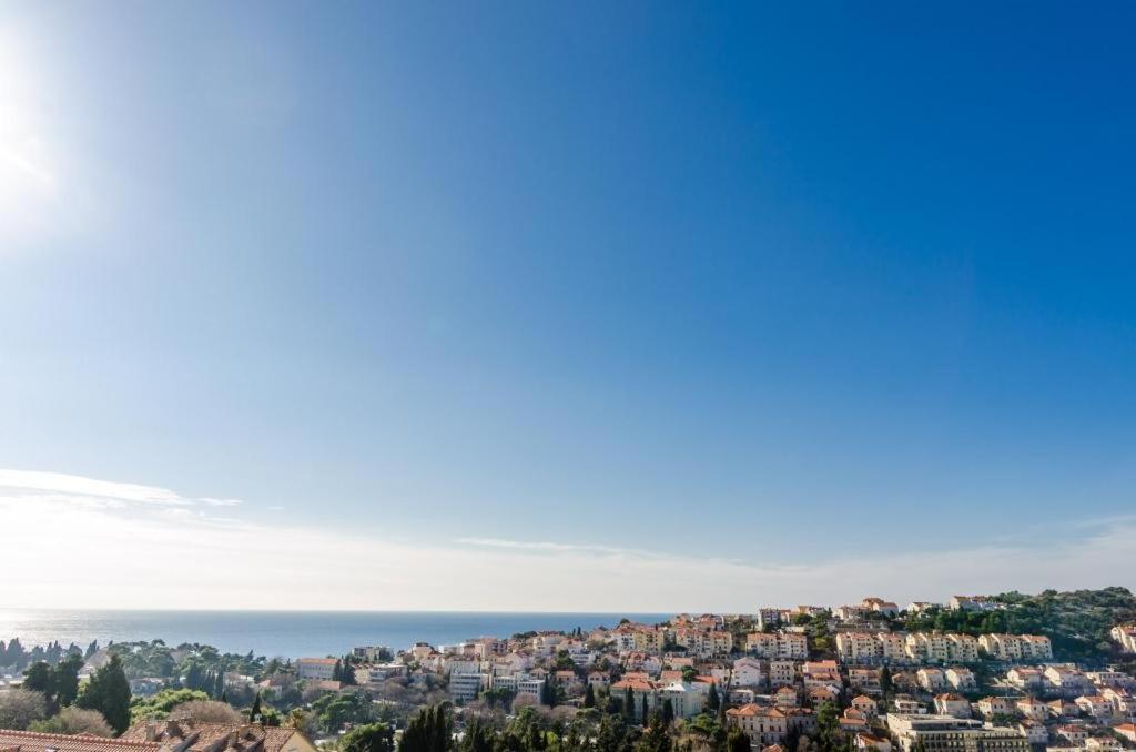 Marlea Sea-view Apartmán *