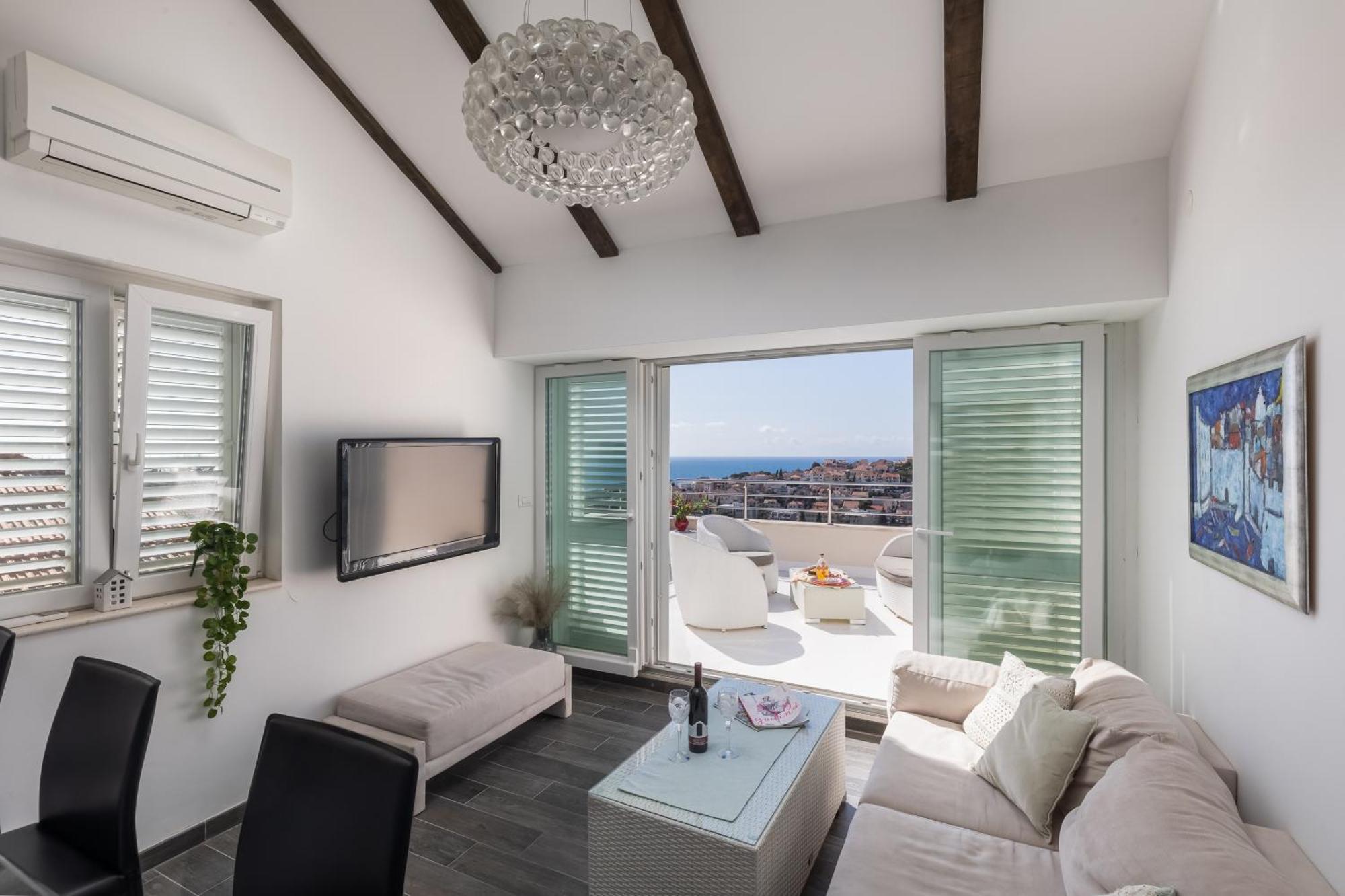 Marlea Sea-view Apartmán *